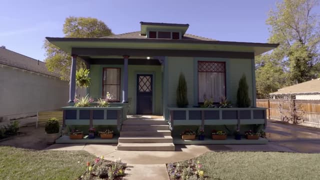 S02:E10 - 1905 Queen Anne Victorian