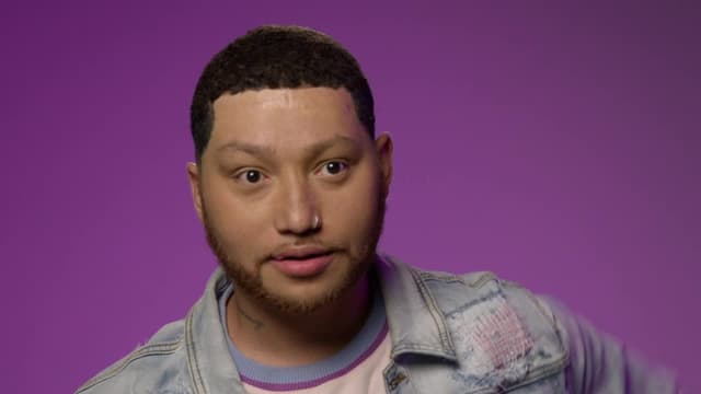 S01:E01 - Bye, Alopecia