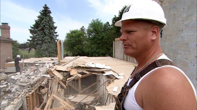 S01:E01 - Lien on Me