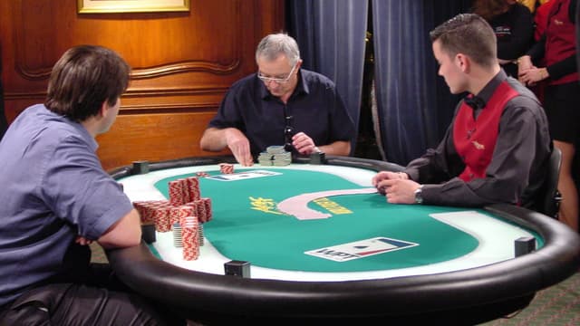 S02:E07 - Aviation Club De France, Euro Finals of Poker 2004