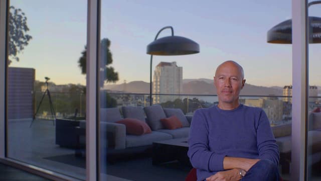 S01:E01 - Gold Rush - 1994-2001