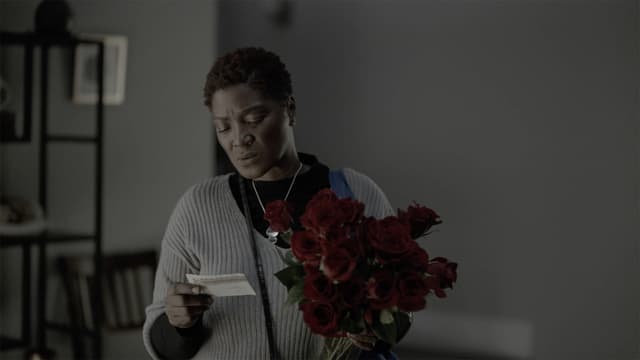 S02:E03 - Menage a Trios/Entanglement