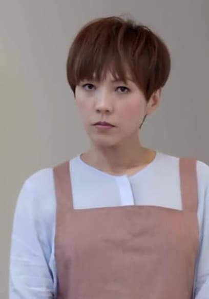 S01:E05 - Hsiao D. Chooses the Best Pastry poster