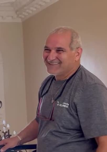 S01:E07 - After the Party, Fixing the Key and Installing the Ice Maker poster