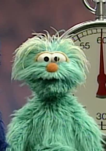 S32:E61 - Cleaning Up Sesame Street After the Hurricane poster