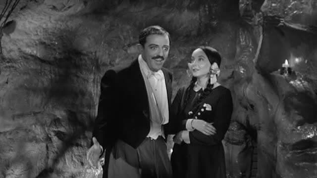 S02:E03 - Morticia's Romance (Pt. 2)