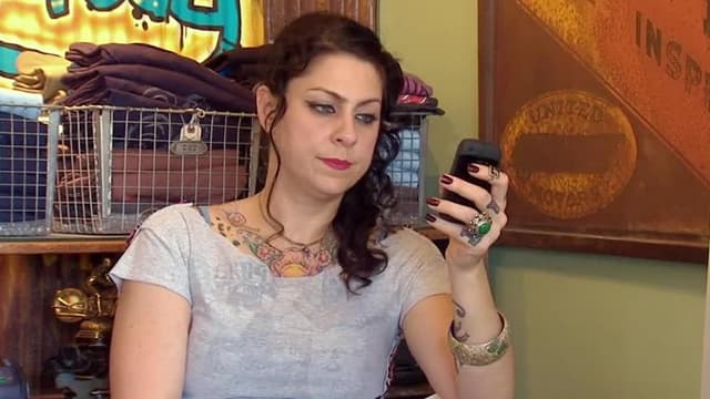 S04:E10 - Motor City