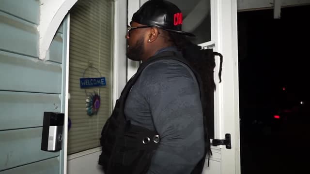 S01:E05 - Escaped the Facility