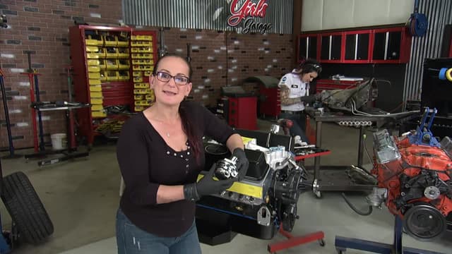 S09:E04 - Camaro Engine Swap