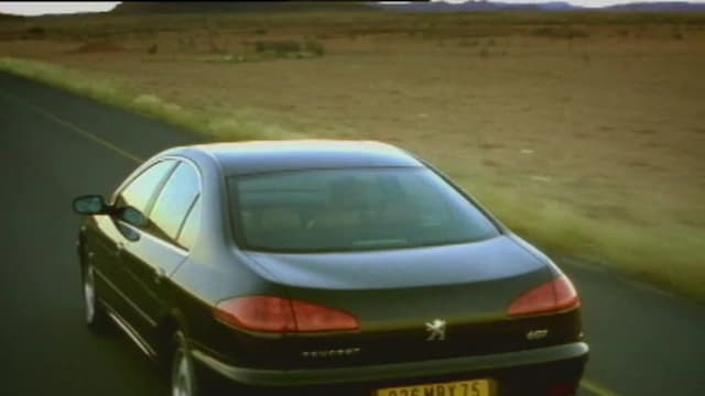 S01:E02 - Executive Cars