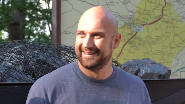 S03:E06 - Shenandoah, Pennsylvania