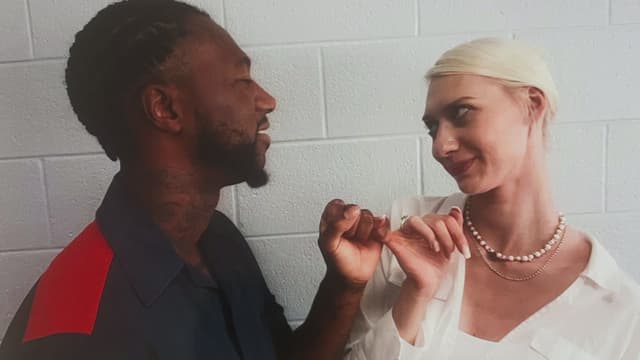 S01:E08 - Wedding Highs and New Lows