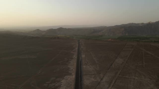 S04:E19 - Unlocking the Secrets of the Nazca Lines