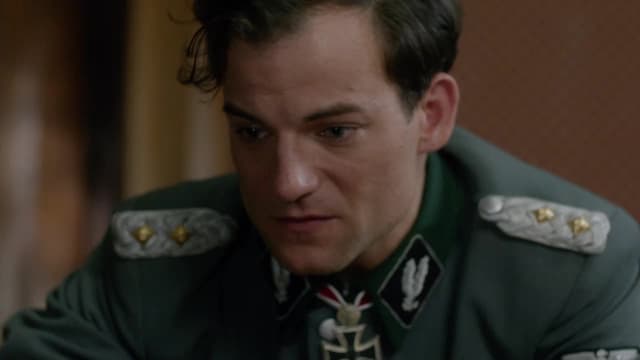 S01:E08 - Into the Fire