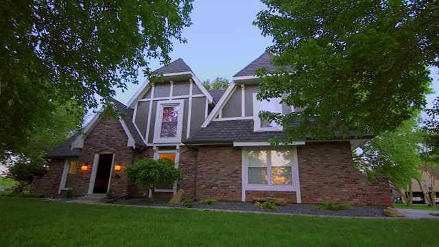 S03:E08 - Pump Up the Basement