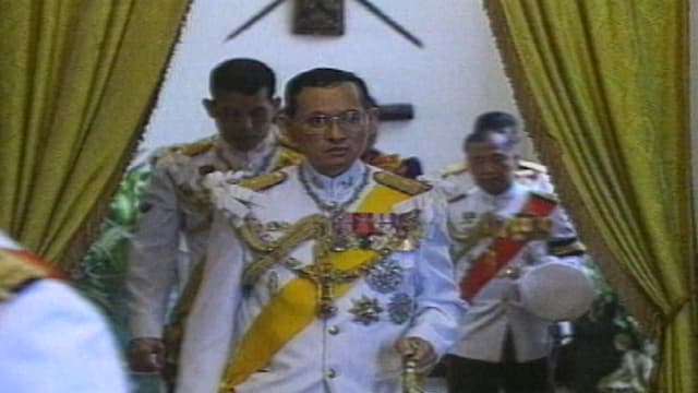 T01:C10 - S01:E10 - Thailand: House of Chakri