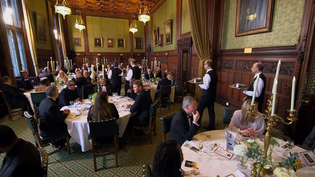S11:E45 - Banquet