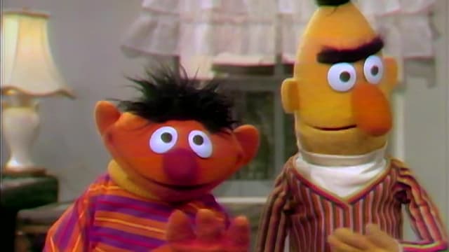 S02:E01 - Oscar's Grandmother Visits