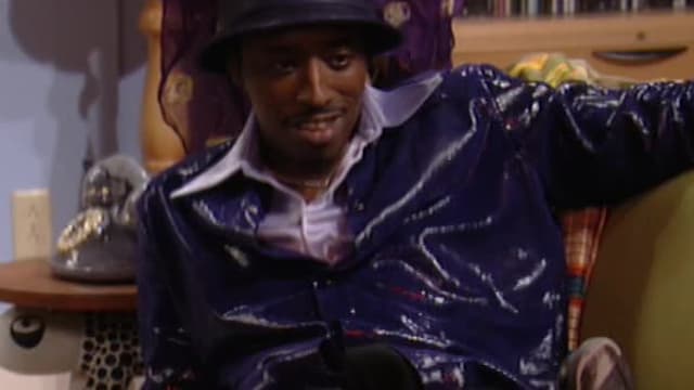 S03:E307 - Dream Girl