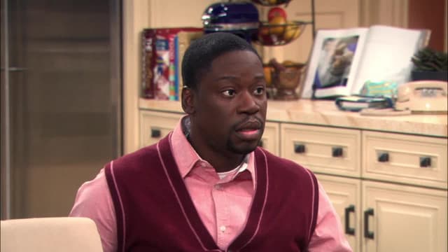 S01:E107 - Commercial / Coach DMV