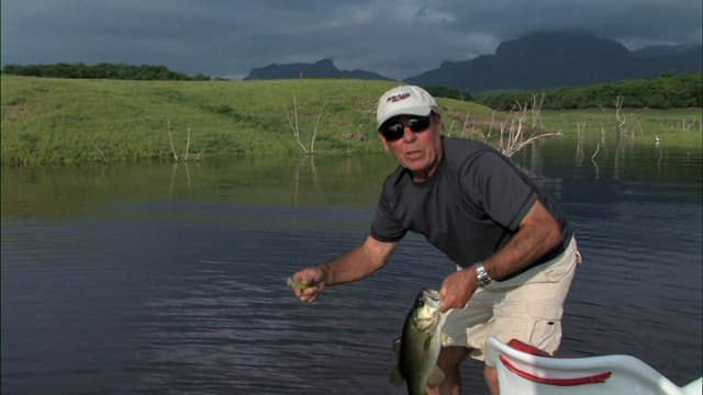 S02:E07 - Alaska Rainbow & Largemouth Bass