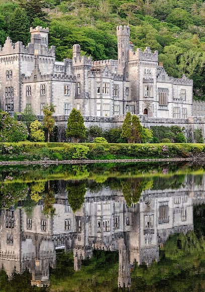 S01:E02 - Kylemore Abbey poster