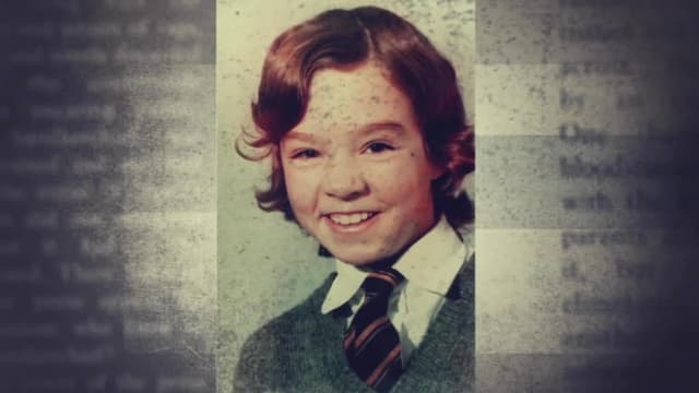 S01:E03 - Robert Black