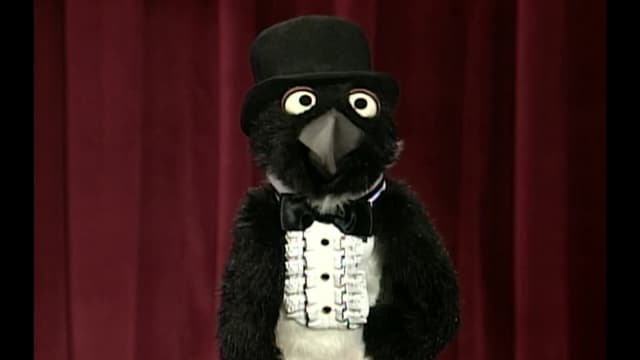 S32:E52 - Ernie Asks Gordon to Ducksit for Rubber Duckie