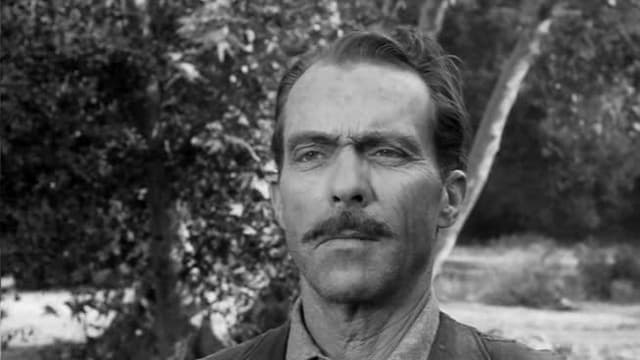 S01:E16 - A Personal Matter