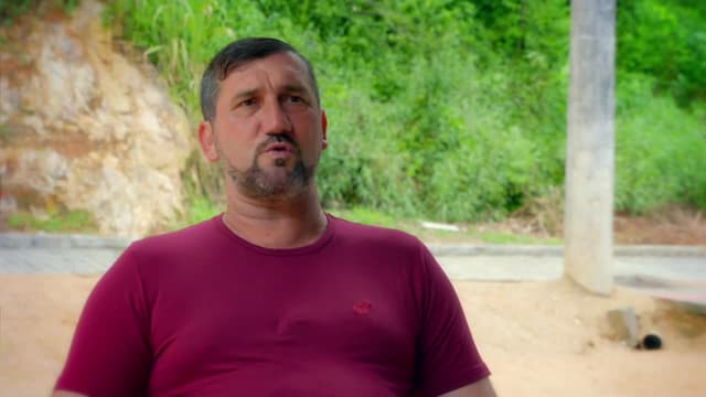 S06:E05 - My Hand Lives in My Stomach