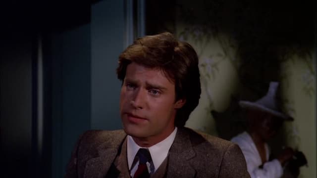 S04:E01 - The Arrest