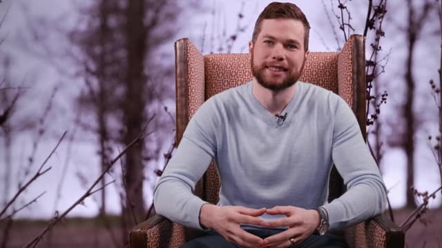 S01:E06 - Gloves Off.