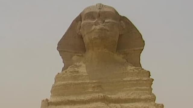 S03:E07 - Egyptian Pyramids: Architectural Wonder or Alien Engineering?