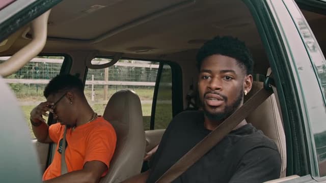 S01:E01 - For the Love of the Trap