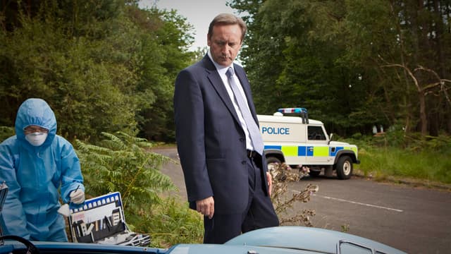 S14:E01 - Death in the Slow Lane