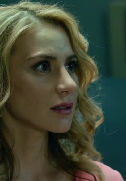 S01:E03 - Everything It Looks Like poster