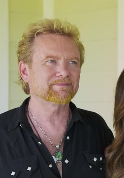 S05:E17 - Lee Roy & Lisa poster