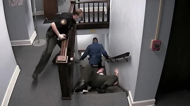 S03:E99 - Top Five: Outrageous Escapes