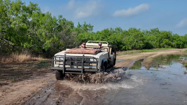 S13:E03 - Texas Turkeys