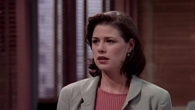 S01:E07 - Sweeps Week