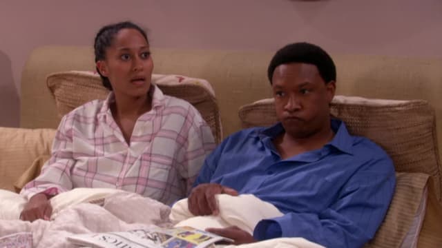 S05:E12 - P.D.A. – D.O.A