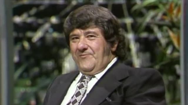 S22:E09 - The Johnny Carson Show: The Very Best of Johnny and Guests - Joan Embery, Buddy Hackett, Steve Martin (11/22/73)