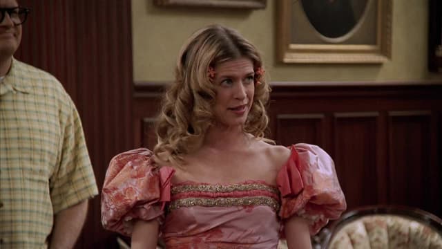 S08:E23 - Drew Answers the Belle