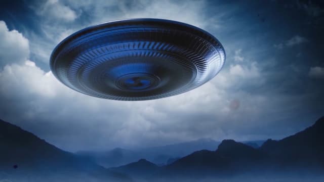 S01:E04 - USOs and Under Water Alien Bases