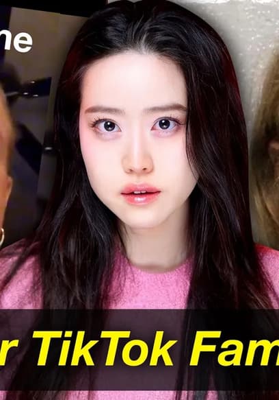 Affiche de S2025:E453 - Teen Girl Begs TikTok to Find Her Mom’s Killer THEN Gets Arrested for Killing Both Parents