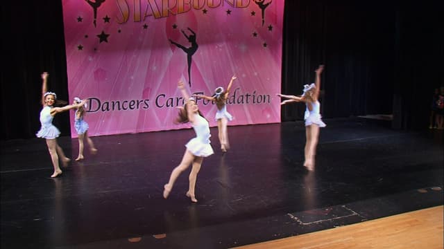 S04:E03 - Dance Moms Cares Special