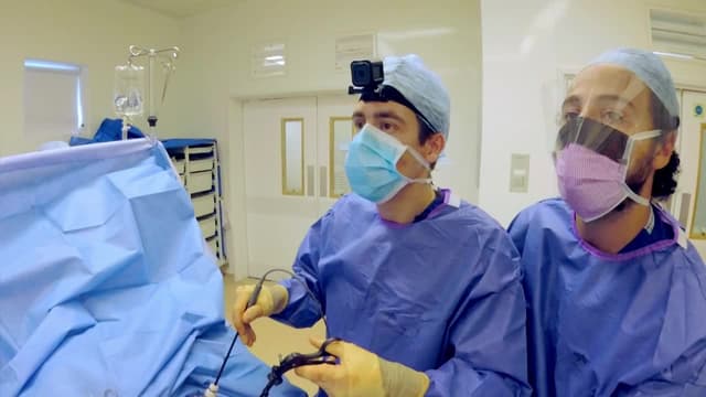 S01:E17 - Ben, AJ, David