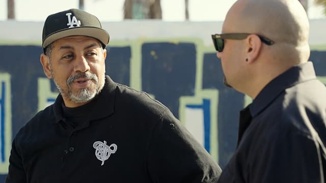 S01:E03 - Graffiti and Public Art