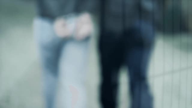 S01:E11 - Camden Ripper