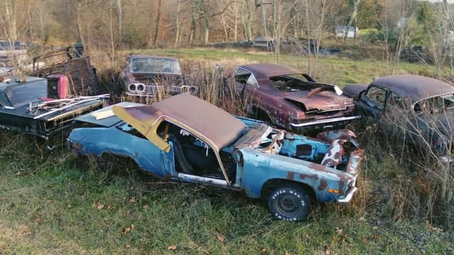 S01:E02 - Jeep FC and More in Rural PA